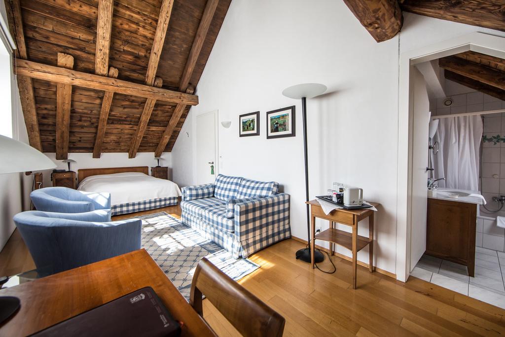Hotel Restaurant Au Sauvage Fribourg Chambre photo