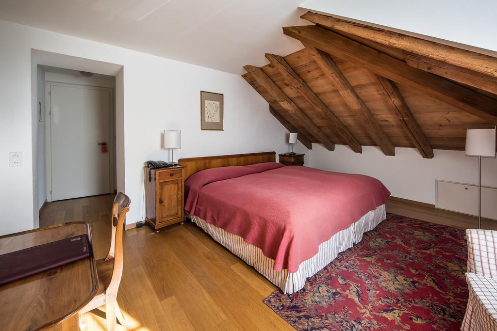 Hotel Restaurant Au Sauvage Fribourg Chambre photo