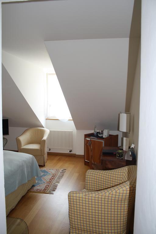 Hotel Restaurant Au Sauvage Fribourg Chambre photo