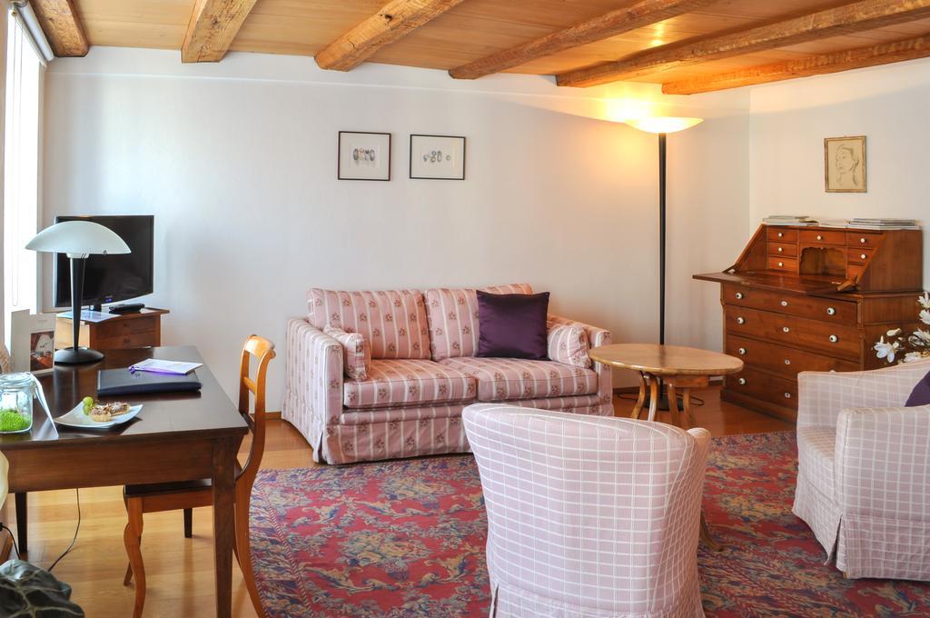 Hotel Restaurant Au Sauvage Fribourg Chambre photo