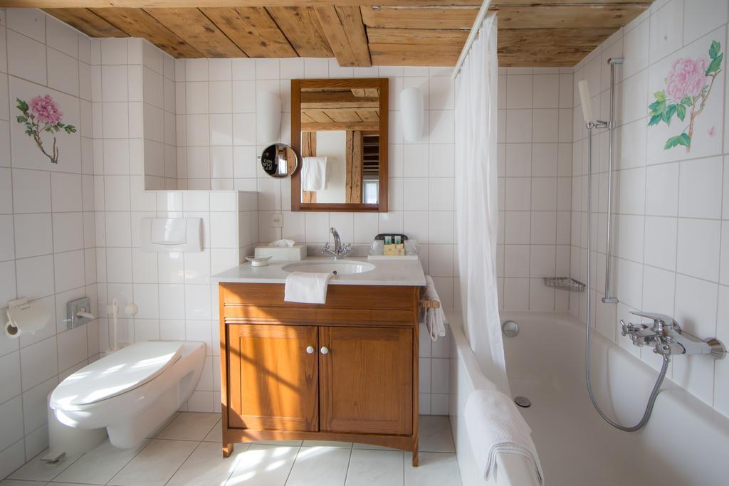 Hotel Restaurant Au Sauvage Fribourg Extérieur photo