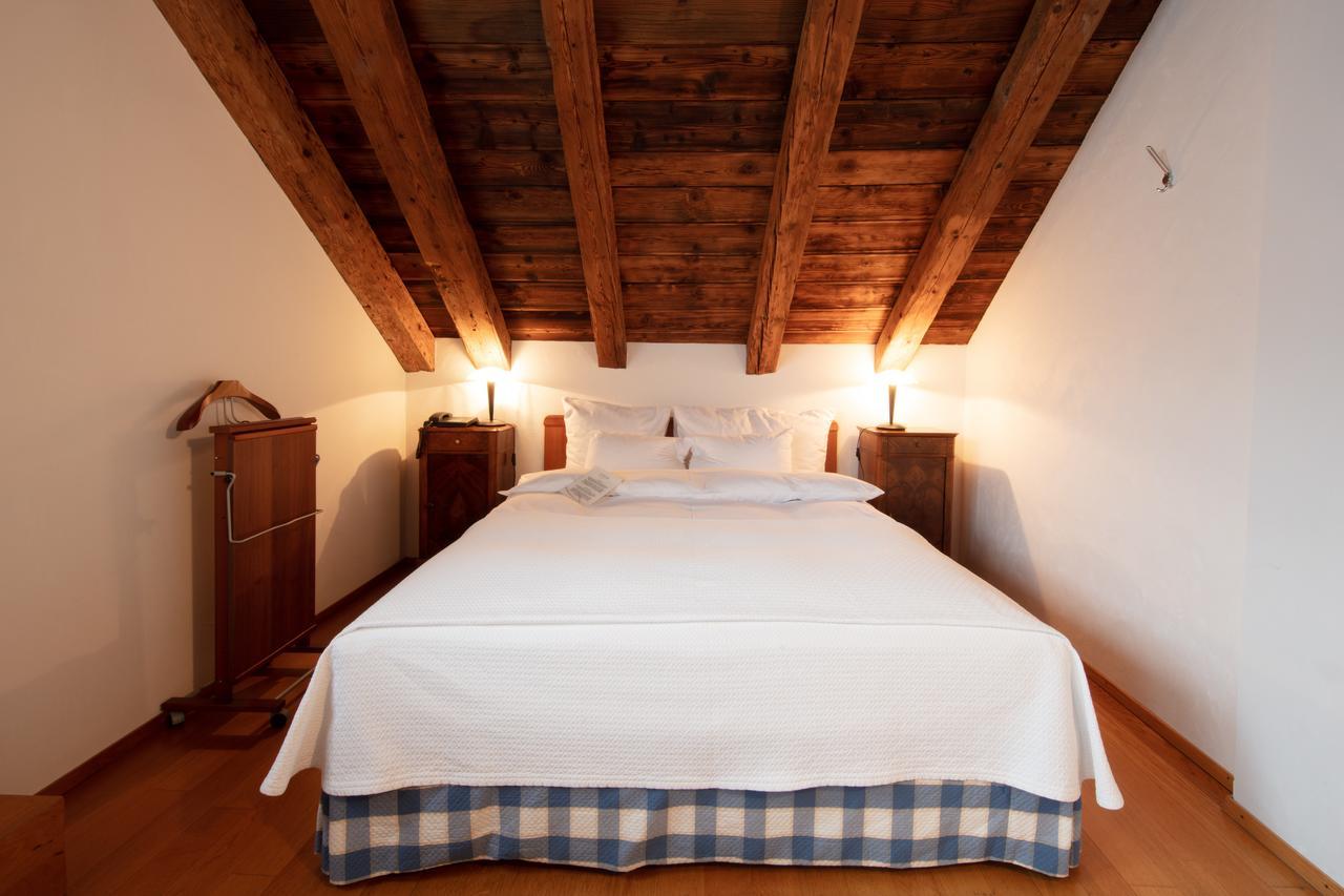 Hotel Restaurant Au Sauvage Fribourg Extérieur photo